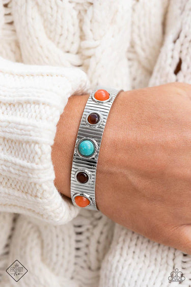 Simply Santa Fe Fashion Fix Set - December 2023